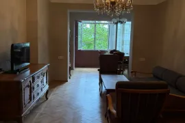 ქირავდება ბინა, 3 ოთახიანი, ძველი აშენებული, თბილისი, ვაკე