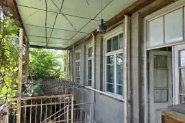 იყიდება სახლი, 6 ოთახიანი, საგარეჯო, საგარეჯო