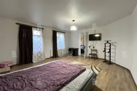 იყიდება სახლი, 8 ოთახიანი, თბილისის შემოგარენი, წყნეთი