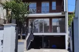 იყიდება სახლი, 10 ოთახიანი, თბილისი, საბურთალო