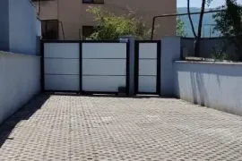იყიდება სახლი, 10 ოთახიანი, თბილისი, საბურთალო