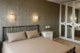Продается квартира, 4 Kомнатная, Старое здание, Тбилиси, saburtalo