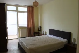 ქირავდება ბინა, 4 ოთახიანი, ძველი აშენებული, თბილისი, საბურთალო