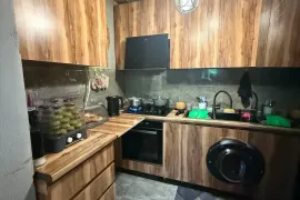 იყიდება ბინა, 3 ოთახიანი, ძველი აშენებული, თბილისი, დიდუბე
