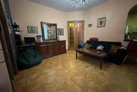 Аренда, 3 Kомнатная, Старое здание, Тбилиси, Вашлиджвари