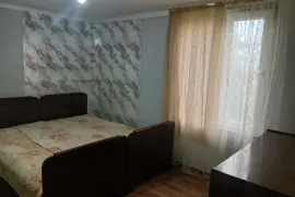 ქირავდება სახლი, 2 ოთახიანი, ქუთაისი, საფიჩხია