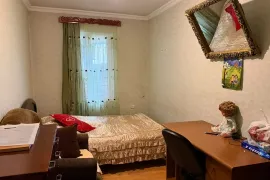House For Sale, 4 Room, Tbilisi, Nadzaladevi