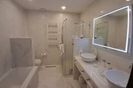Продается квартира, 4 Kомнатная, Новостройка, Тбилиси, vake