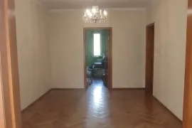 იყიდება ბინა, 4 ოთახიანი, ძველი აშენებული, თბილისი, დიდუბე