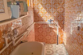 House For Rent, 4 Room, Kobuleti , Khutsubani