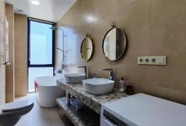 House For Sale, 5 Room, Tbilisi, Lisi lake