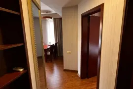 Продается квартира, 2 Kомнатная, Старое здание, Кобулетский Район, Кобулети