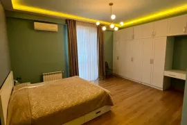 Аренда, 3 Kомнатная, Новостройка, Тбилиси, Чугурети