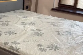 Аренда, 2 Kомнатная, Старое здание, Тбилиси, Мтацминда