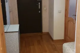 ქირავდება ბინა, 2 ოთახიანი, ძველი აშენებული, თბილისი, საბურთალო