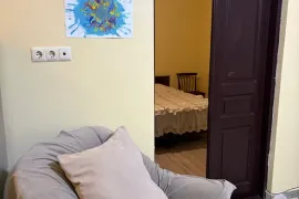 Аренда, 2 Kомнатная, Старое здание, Батуми, Район аэропорта