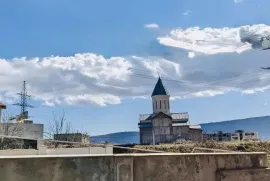 იყიდება სახლი, 6 ოთახიანი, თბილისი, ნუცუბიძის ფერდობი