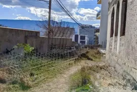 იყიდება სახლი, 6 ოთახიანი, თბილისი, ნუცუბიძის ფერდობი