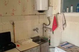 ქირავდება ბინა, 2 ოთახიანი, ძველი აშენებული, თბილისი, საბურთალო