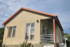 ქირავდება სახლი დღიურად, 3 ოთახიანი, თბილისი, სოფ. დიღომი