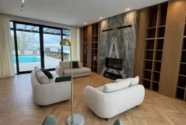 ქირავდება სახლი, 7 ოთახიანი, თბილისი, ბაგები