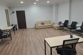 იყიდება, საოფისე ფართი, საბურთალო