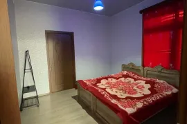 ქირავდება სახლი, 6 ოთახიანი, ზუგდიდი, ზუგდიდი
