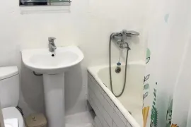 For Rent, 2 Room, Old building, Tbilisi, Sanzona