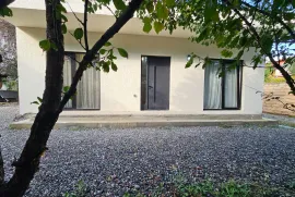 ქირავდება სახლი, 3 ოთახიანი, თბილისი, დიდი დიღომი