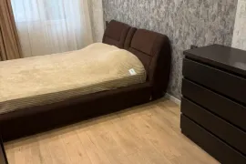 ქირავდება ბინა, 2 ოთახიანი, ახალი აშენებული, თბილისი, საბურთალო