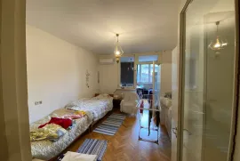 Apartment for sale, 4 Room, Old building, Tbilisi, saburtalo