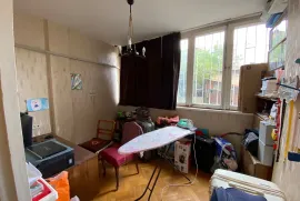 Apartment for sale, 4 Room, Old building, Tbilisi, saburtalo