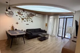 ქირავდება ბინა, 2 ოთახიანი, ახალი აშენებული, ბათუმი, ძველი ბათუმის უბანი