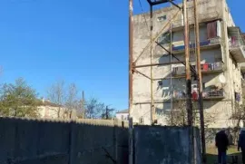 იყიდება, უნივერსალური კომერციული  ფართი