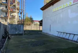 იყიდება, უნივერსალური კომერციული  ფართი