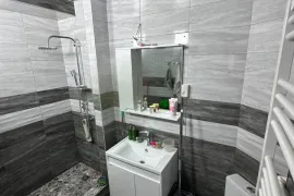 Apartment for sale, 3 Room, Old building, Tbilisi, saburtalo