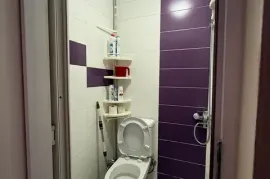 Daily Apartment Rent, 2 Room, Old building, Kutaisi, Zastava