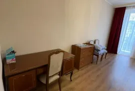 იყიდება ბინა, 4 ოთახიანი, ძველი აშენებული, თბილისი, საბურთალო