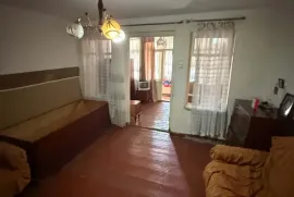 House For Sale, 3 Room, Tbilisi, Chugureti