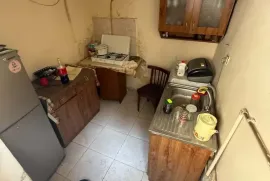 House For Sale, 3 Room, Tbilisi, Chugureti