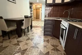 Apartment for sale, 5 Room, Old building, Tbilisi, Didube