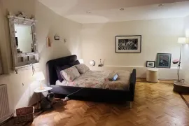 For Rent, 2 Room, Old building, Tbilisi, vake