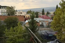 Продается квартира, 3 Kомнатная, Старое здание, Тбилиси, Чугурети