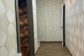 Продается квартира, 3 Kомнатная, Старое здание, Рустави, Старый Рустави