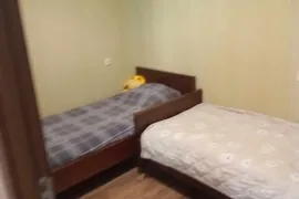 Аренда, 2 Kомнатная, Старое здание, Тбилиси, saburtalo