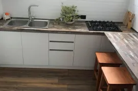 Продается квартира, 3 Kомнатная, Старое здание, Тбилиси, Чугурети