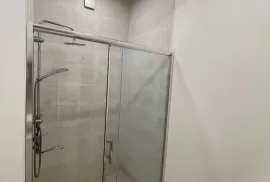 ქირავდება ბინა, 2 ოთახიანი, ახალი აშენებული, თბილისი, ვაკე