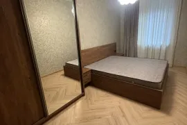 For Rent, 3 Room, Old building, Tbilisi, saburtalo