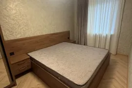 For Rent, 3 Room, Old building, Tbilisi, saburtalo