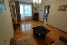 ქირავდება ბინა, 3 ოთახიანი, ძველი აშენებული, რუსთავი, ახალი რუსთავი